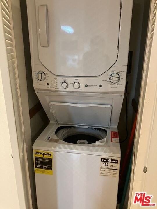 1952 Selby Ave Apt 103 #103 - Photo 7 of 9