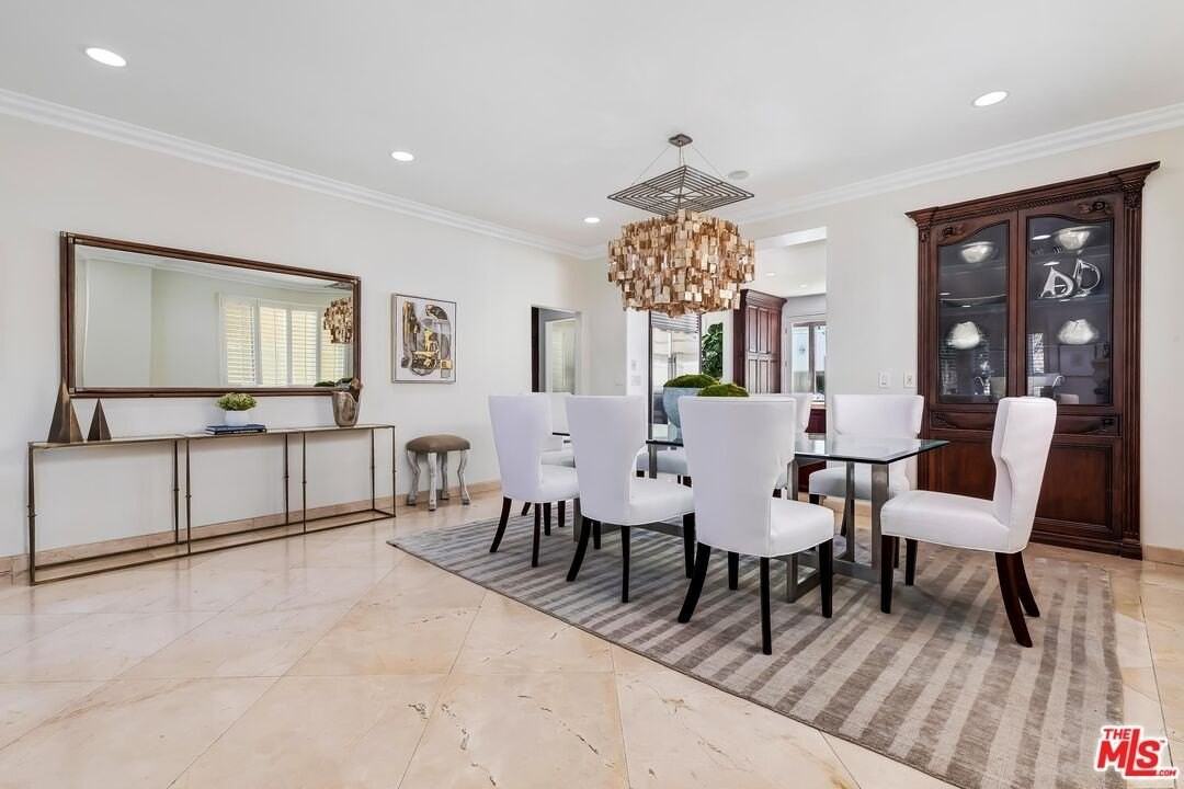 1471 S Crest Dr - Photo 7 of 44