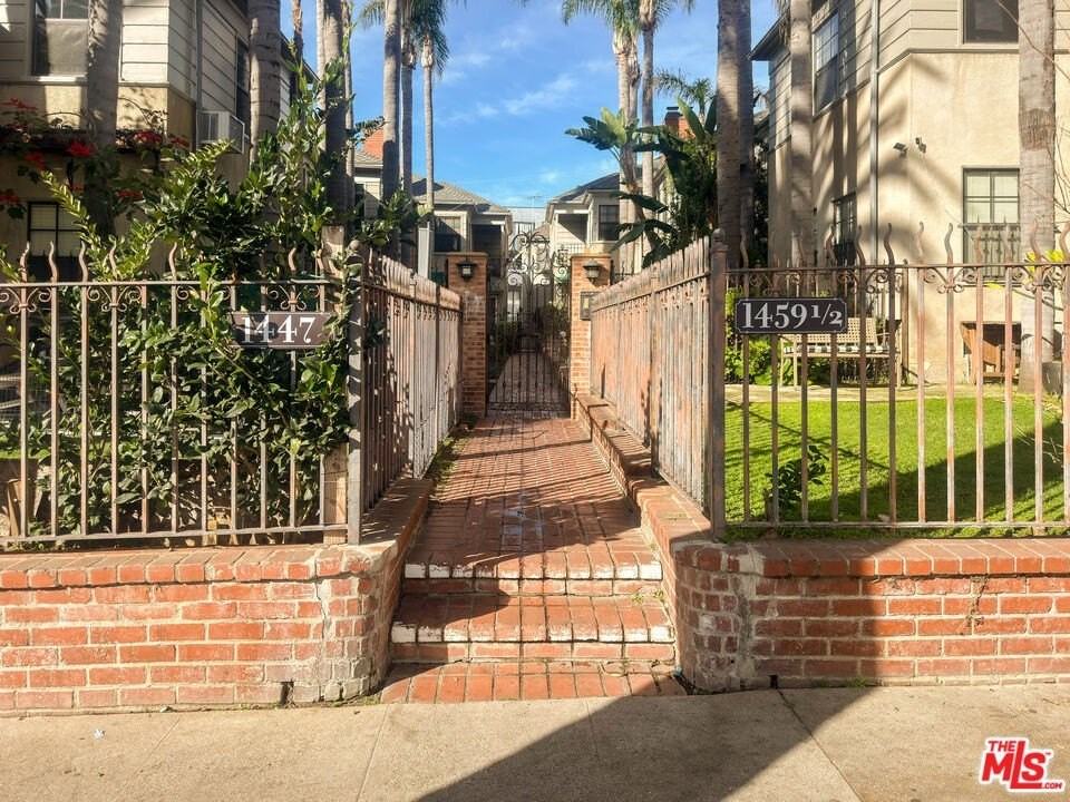 1449 N Alta Vista Blvd - Photo 2 of 13