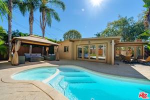 featured image of 11331 Isleta St