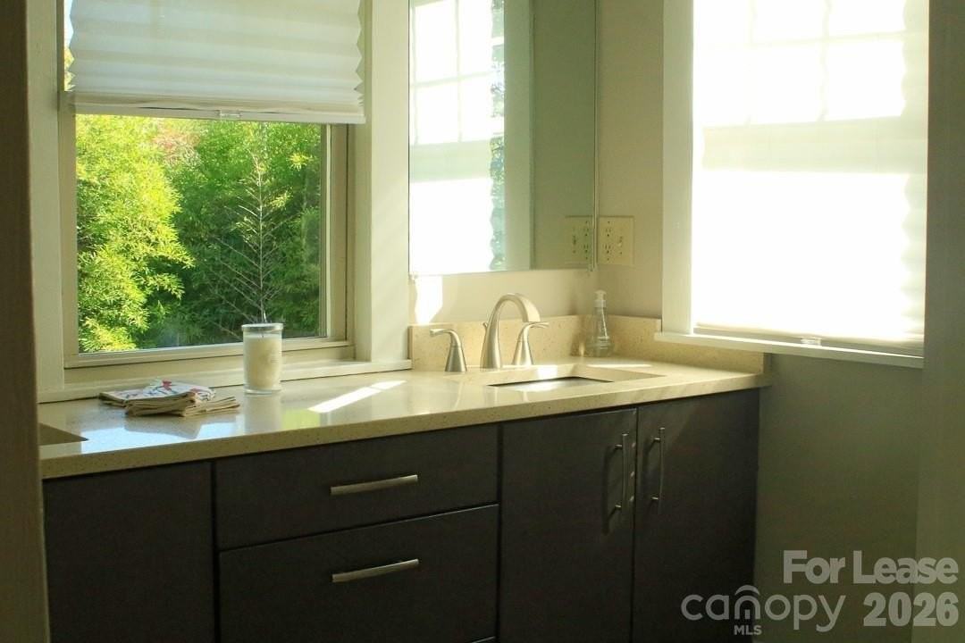 10 Coleman Ave - Photo 7 of 16