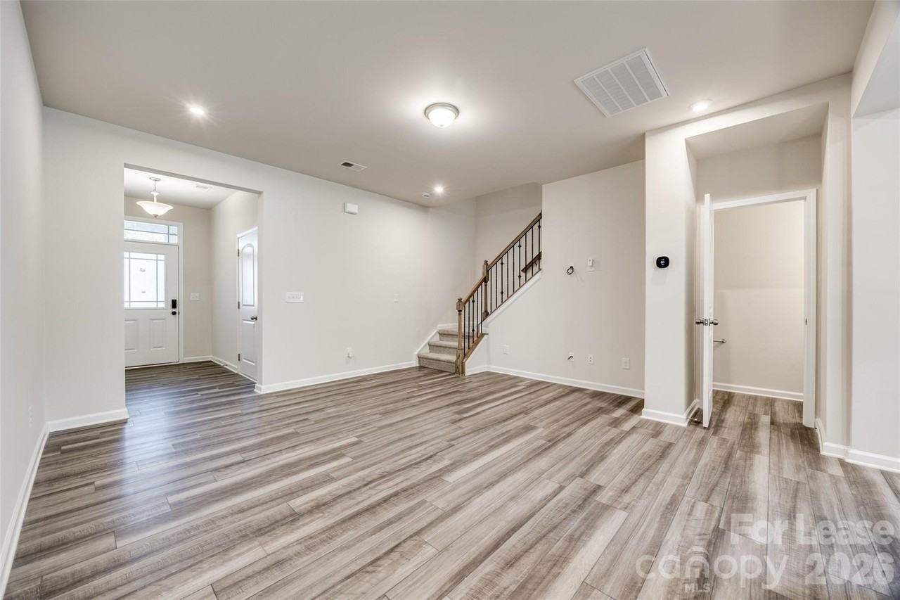 1351 Southern Sugar Dr - Photo 5 of 28