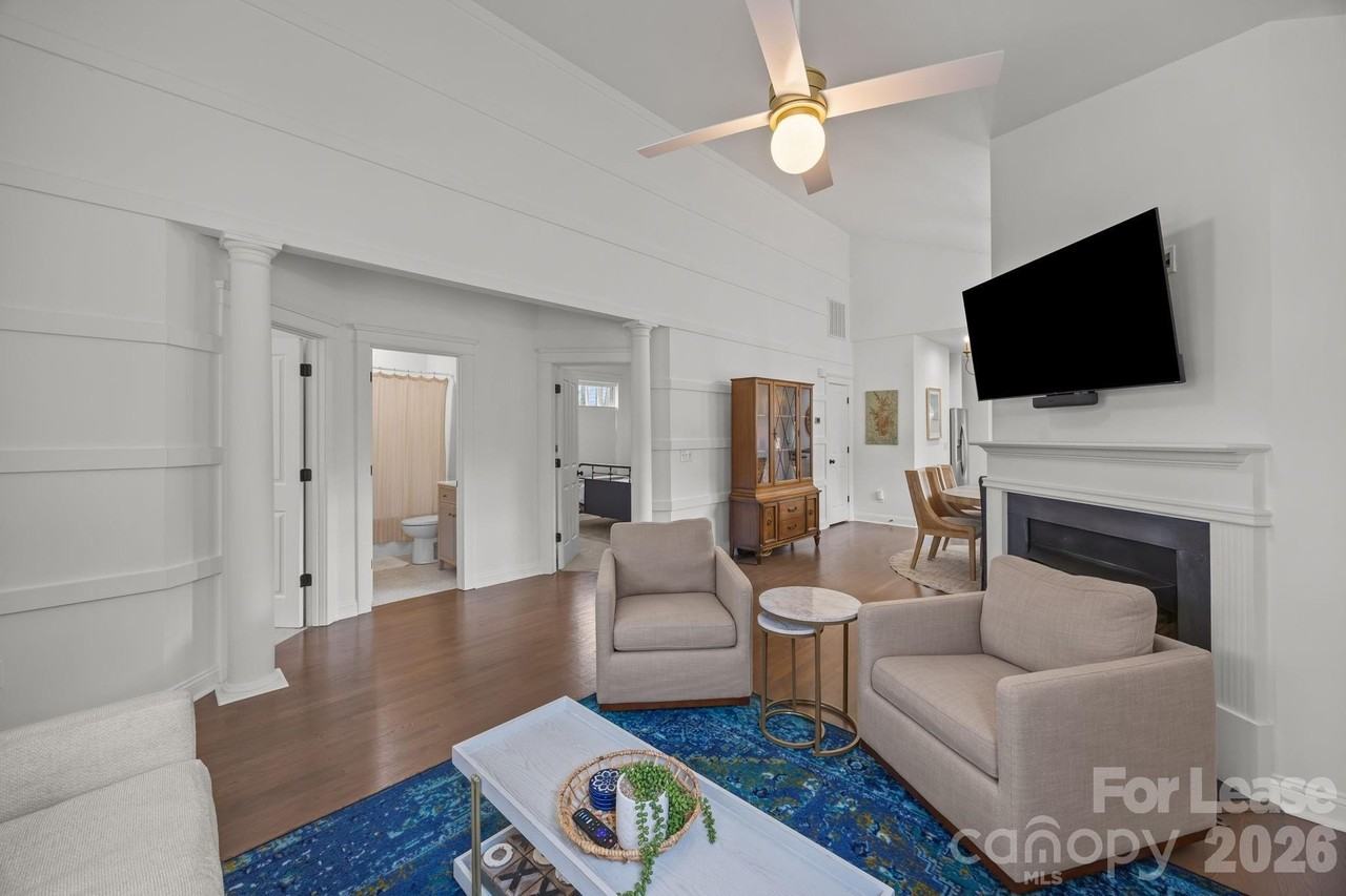 8210 Parkton Gate Dr - Photo 7 of 35