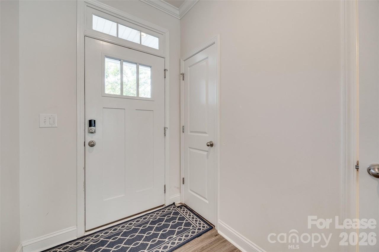 642 Altamonte Dr - Photo 3 of 37