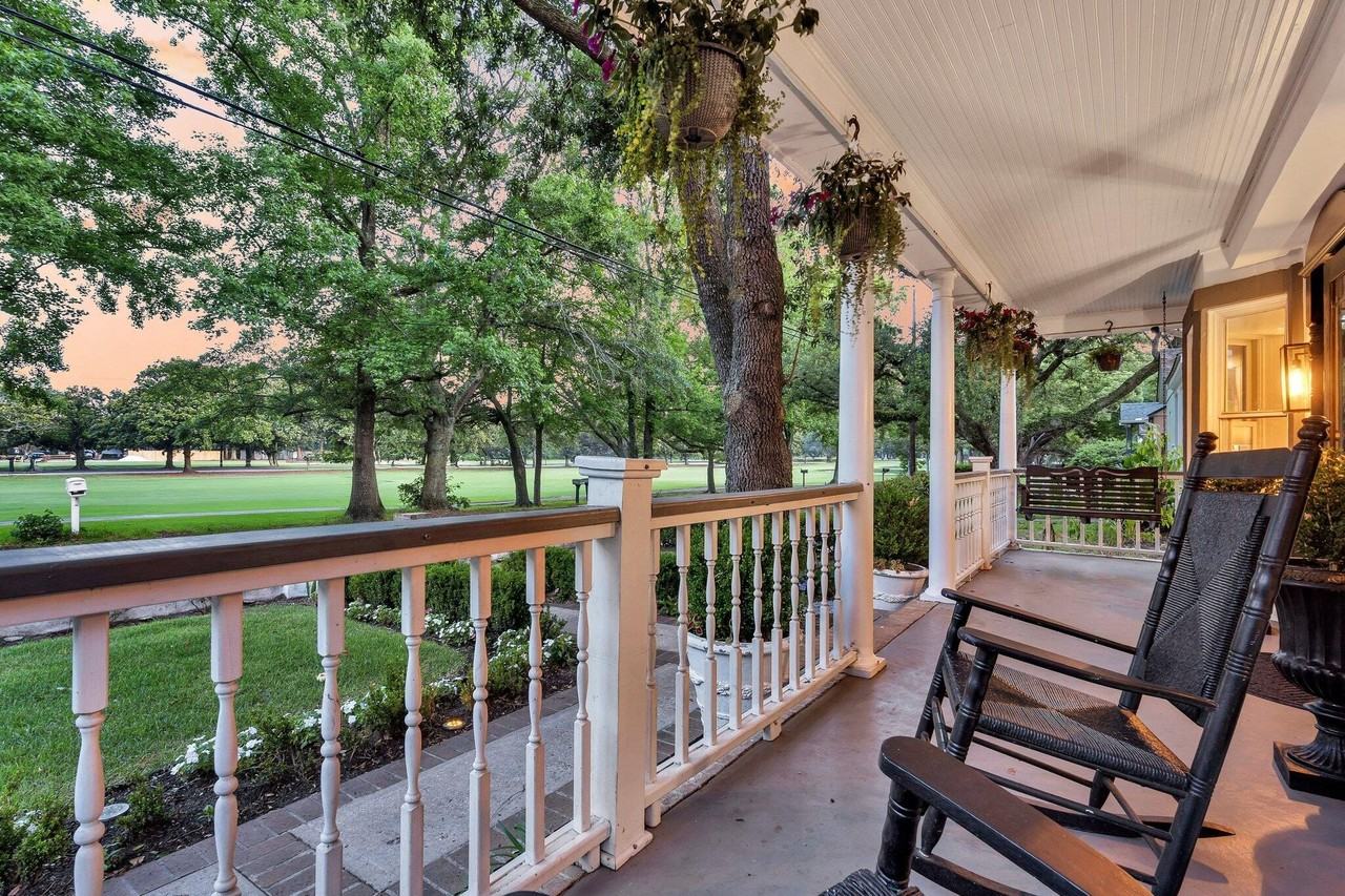 2142 Golfview Dr - Photo 5 of 49