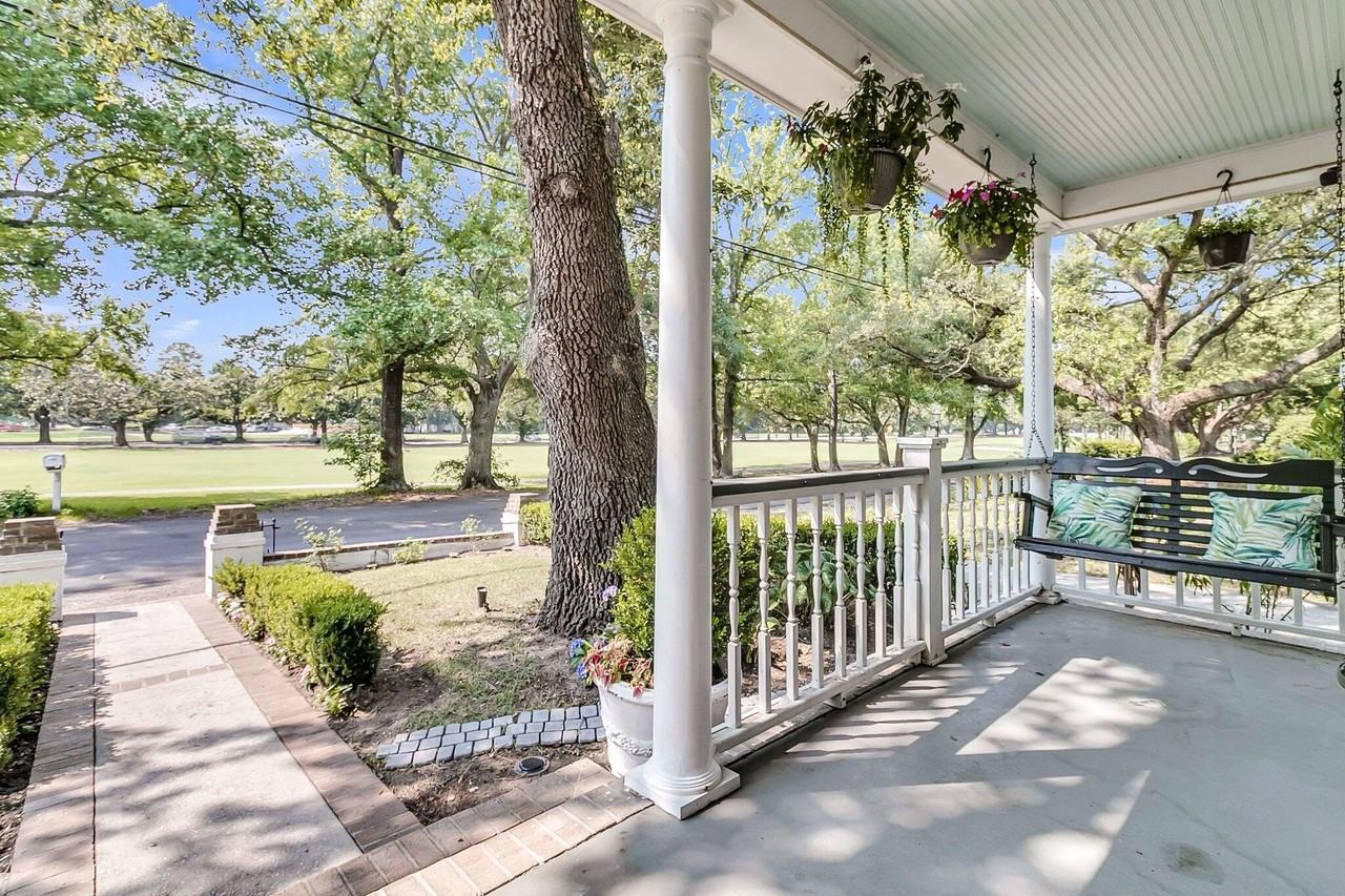 2142 Golfview Dr - Photo 6 of 49