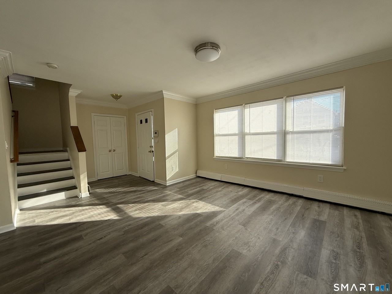 769 Ogden St - Photo 3 of 12