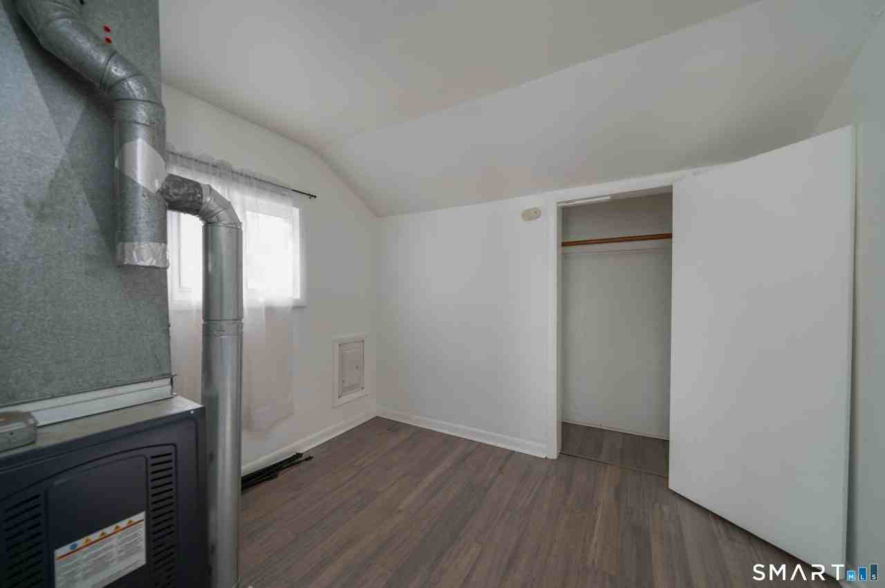 10C Crouch Rd - Photo 7 of 19