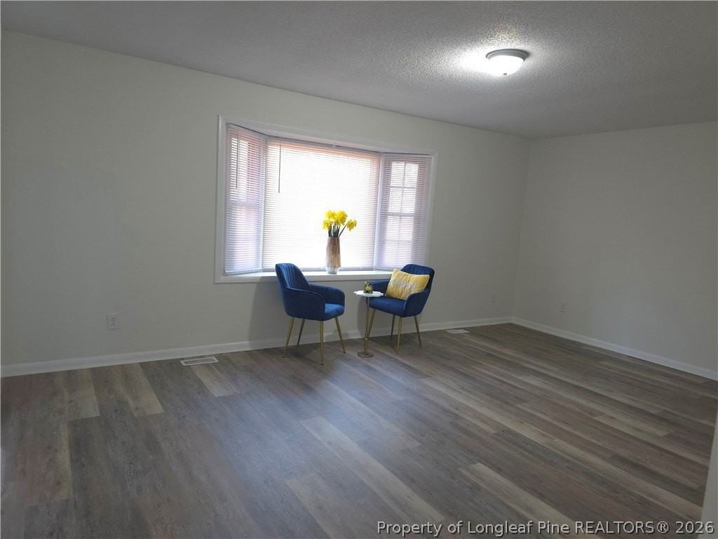 5945 Muscat Rd - Photo 7 of 32