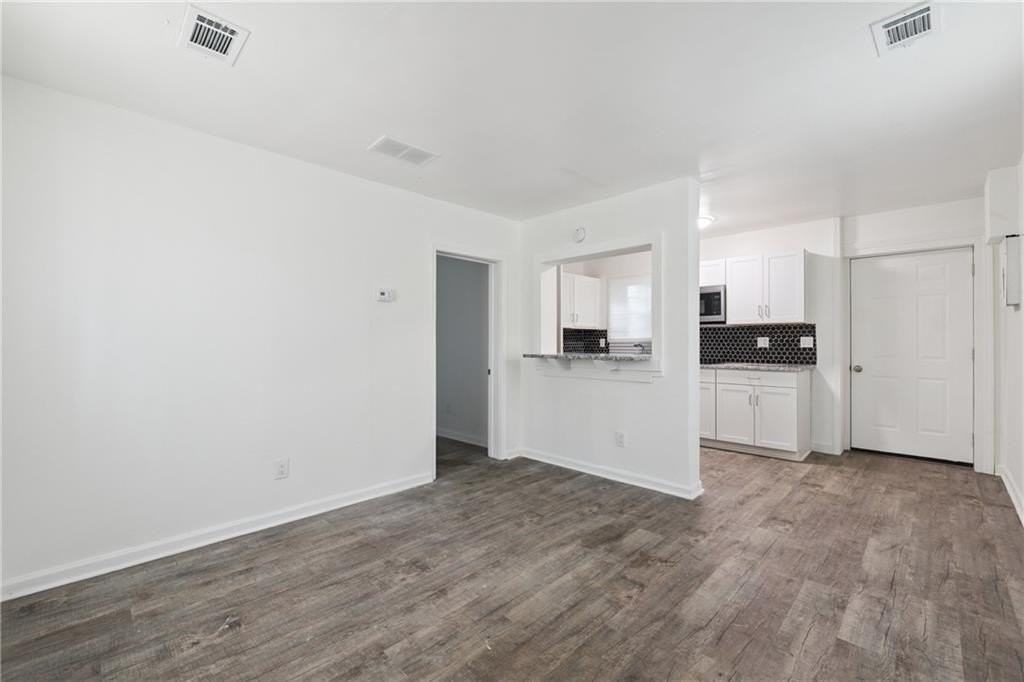 1098 Smith St Sw Unit B #B - Photo 5 of 14