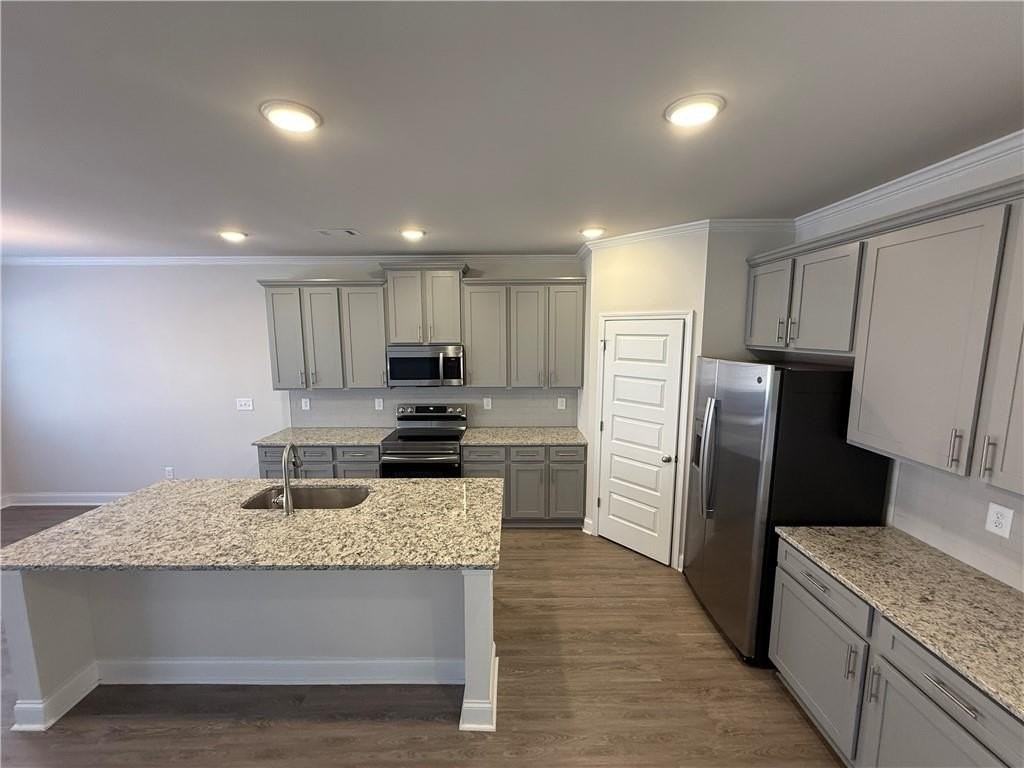 7327 Rocklin Ln - Photo 4 of 26