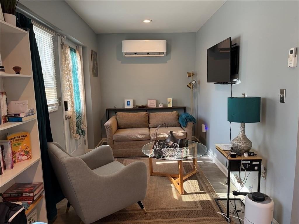 2701 Hood Ave Nw - Photo 3 of 9