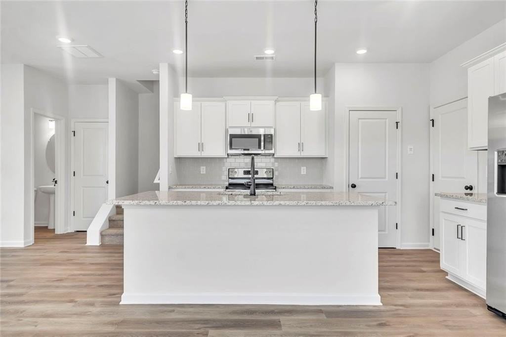 374 Mountain Blvd S Apt 24 #24 - Photo 5 of 21