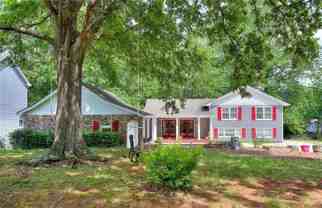 2067 Brockett Rd - Photo 1 of 1