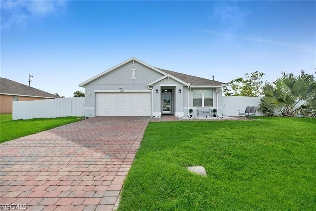 2620 Sw 3rd Pl - Photo 3 of 31