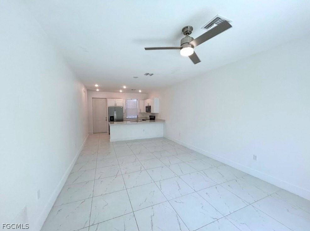 674 Chemstrand St E - Photo 2 of 7