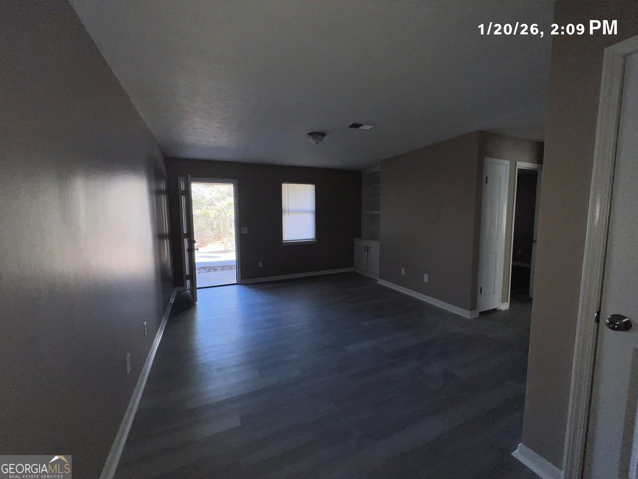 271 E Wright St Apt 29 #29 - Photo 4 of 12