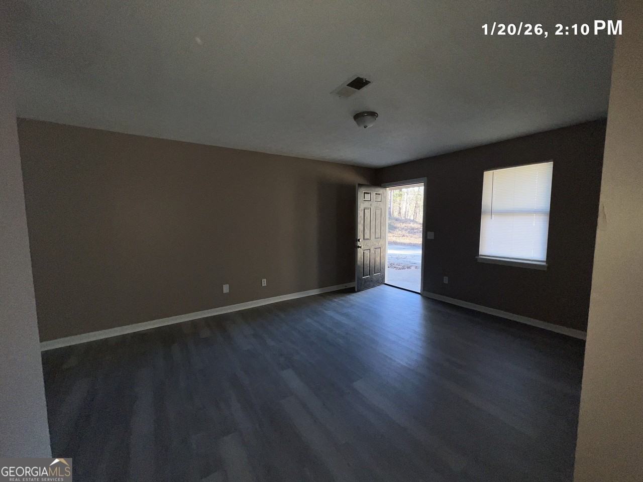 271 E Wright St Apt 29 #29 - Photo 5 of 12