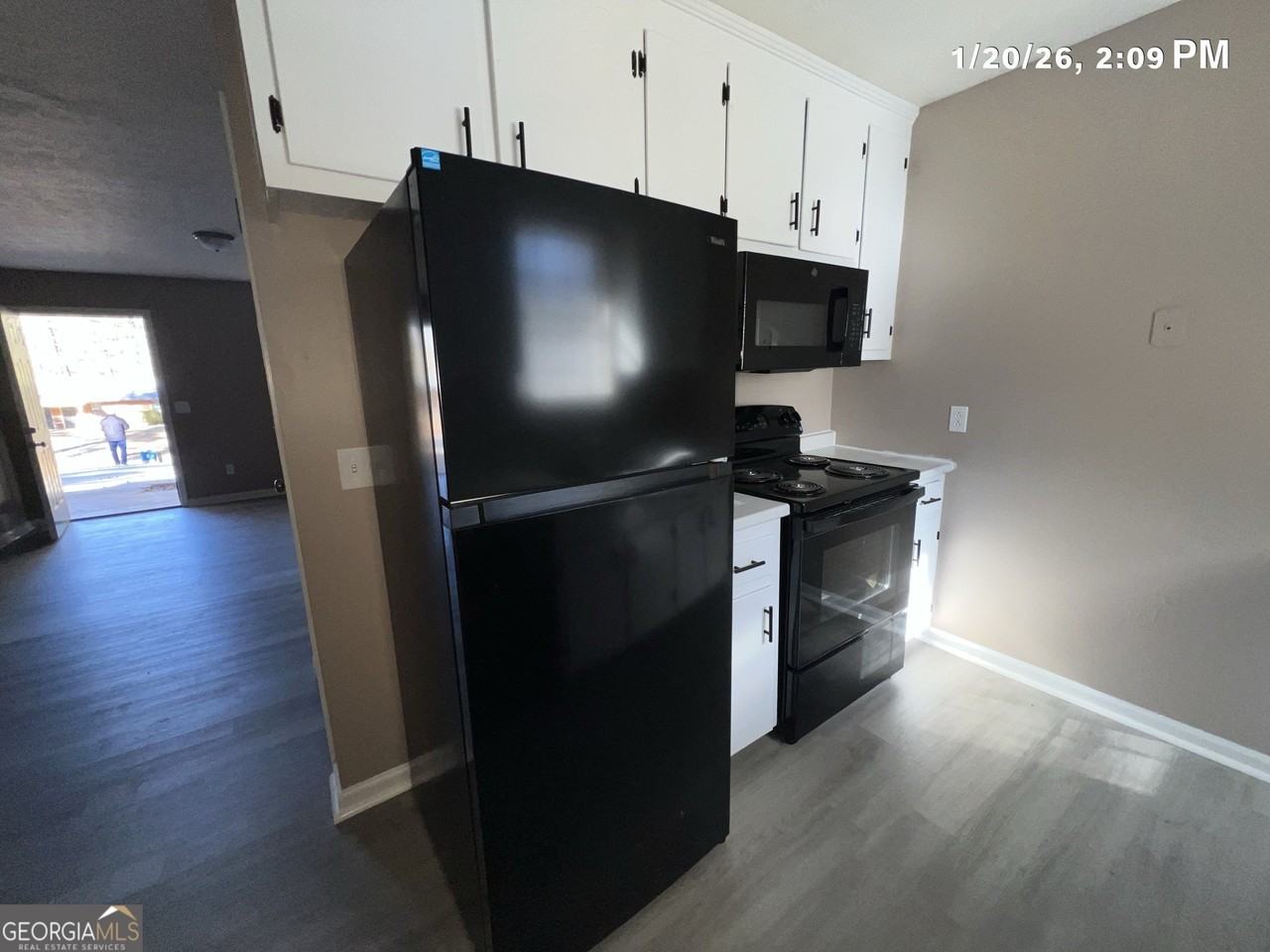 271 E Wright St Apt 29 #29 - Photo 7 of 12