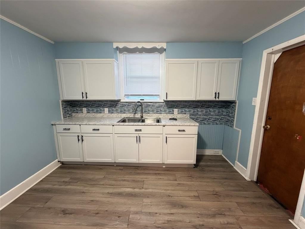 190 Hawley St - Photo 5 of 11