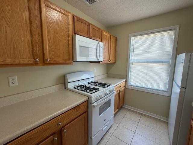 6644 Belwood Dr E - Photo 3 of 22