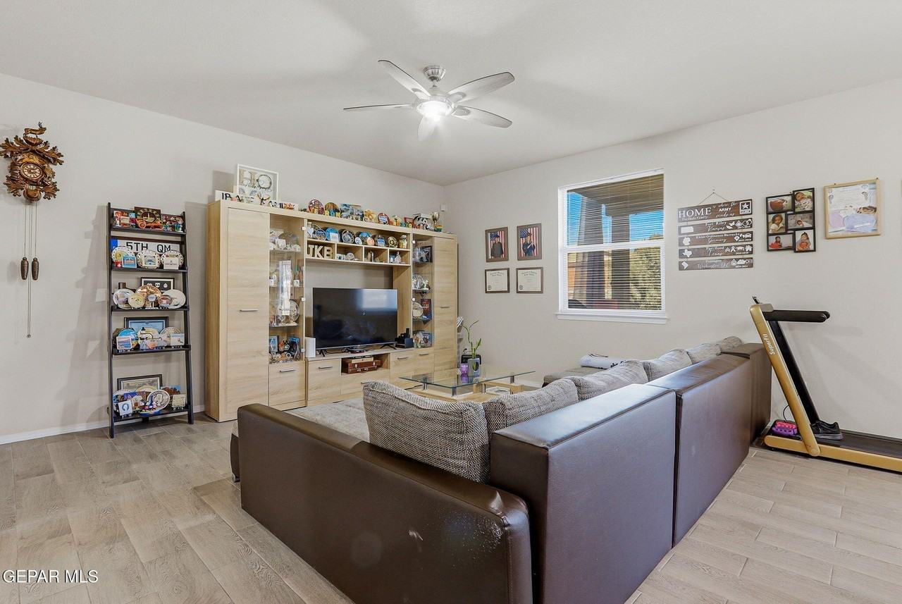 14805 Ava Leigh Ave - Photo 7 of 40