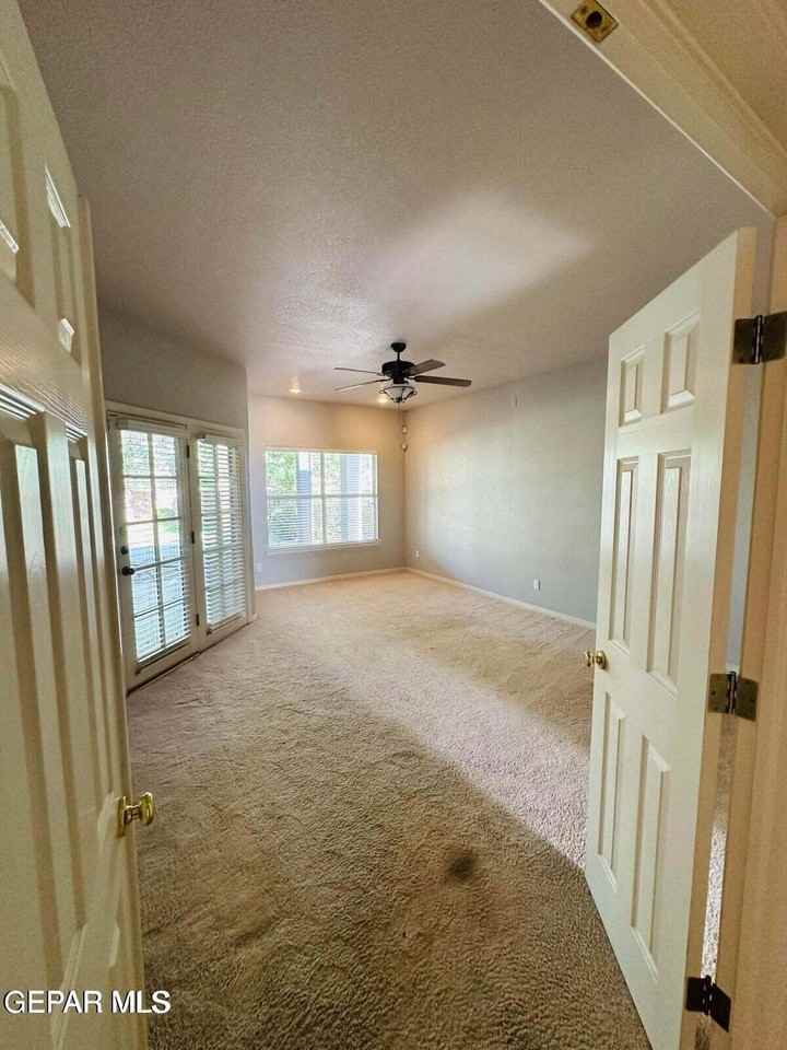 1369 Gate Pl - Photo 6 of 29