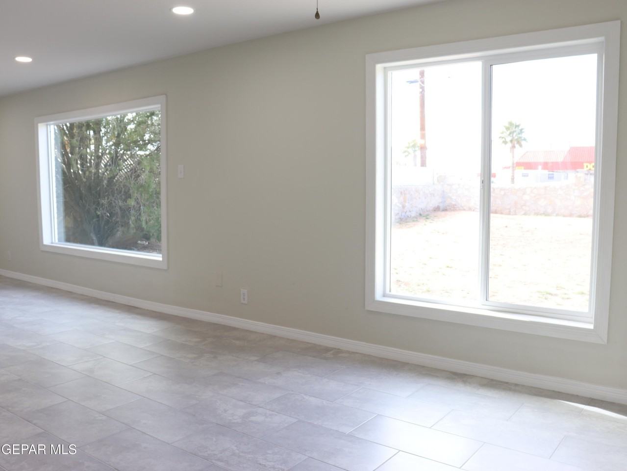 2921 Fir St - Photo 6 of 46