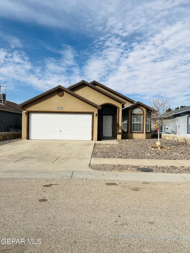 12369 Tierra Apache Dr - Photo 2 of 50