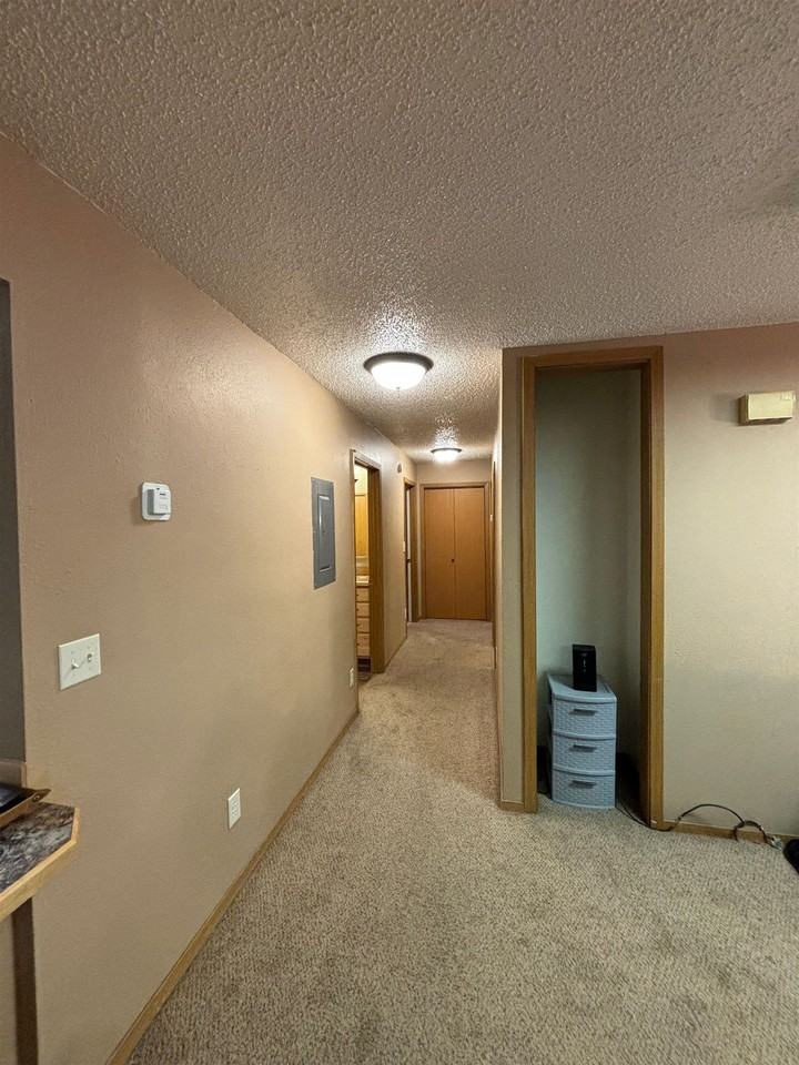 825 Andrew St #A - Photo 6 of 21