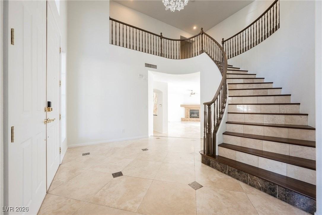 2465 Ping Dr - Photo 5 of 50