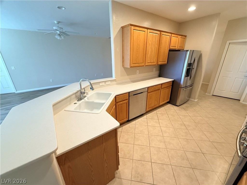 2501 Solera Sky Dr - Photo 5 of 17