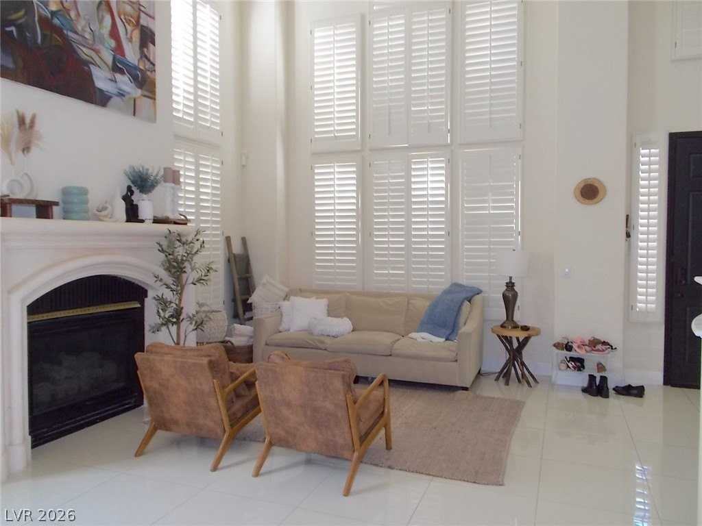 1416 Palantine Hill Dr - Photo 4 of 40