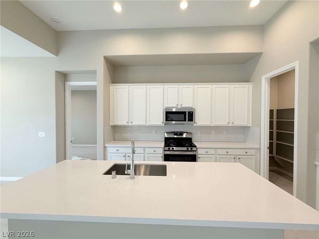 889 Cottonwood Hill Pl - Photo 6 of 19