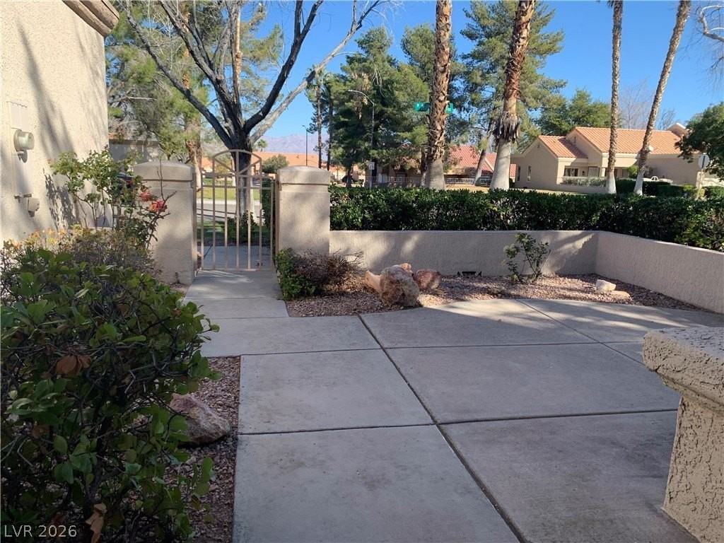 8701 Millsboro Dr - Photo 5 of 50