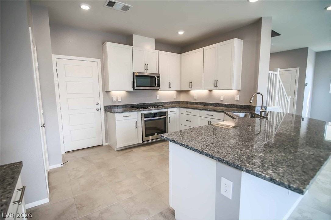 1417 Overseer Ave - Photo 7 of 23