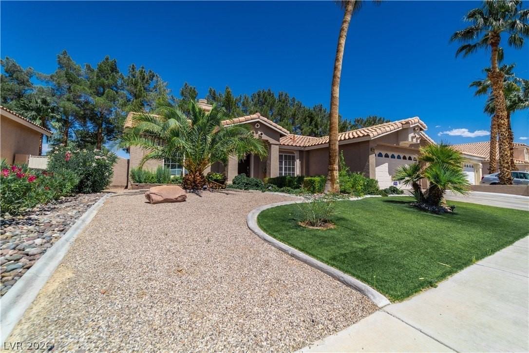 906 Sitting Bull Dr - Photo 2 of 50