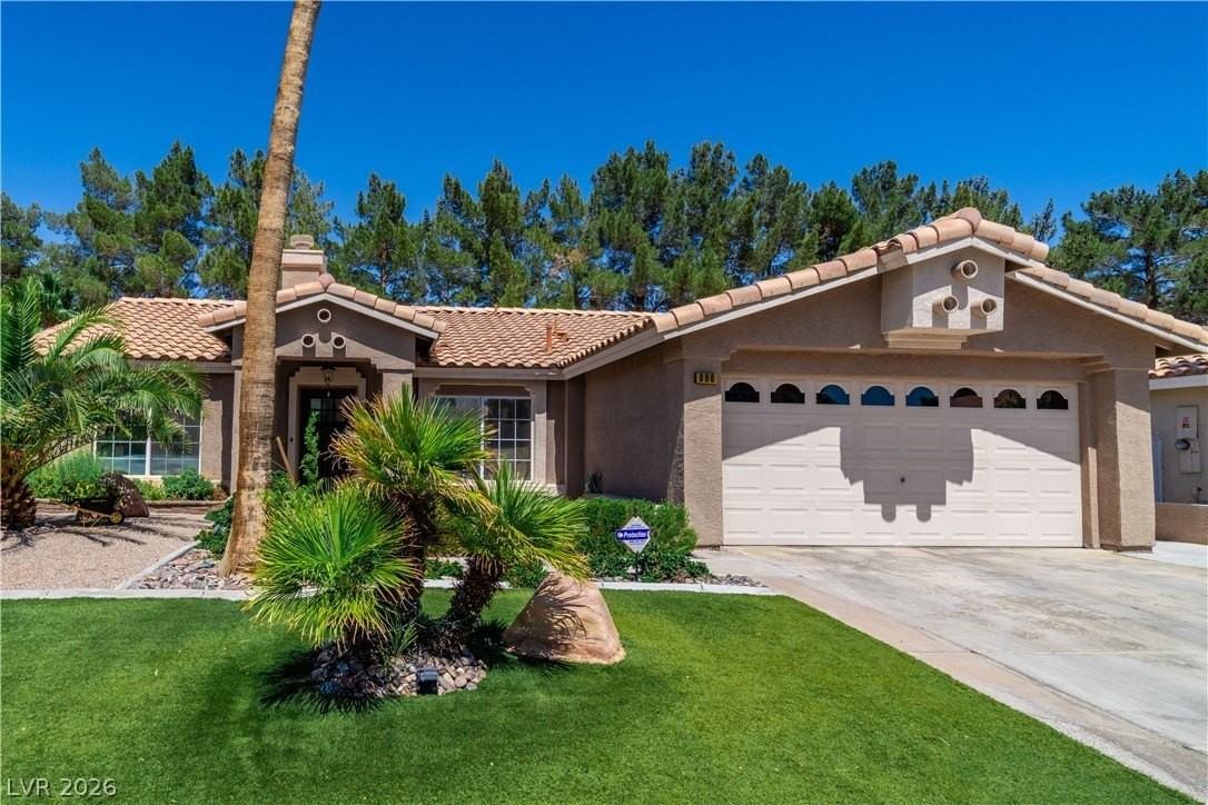 906 Sitting Bull Dr - Photo 3 of 50