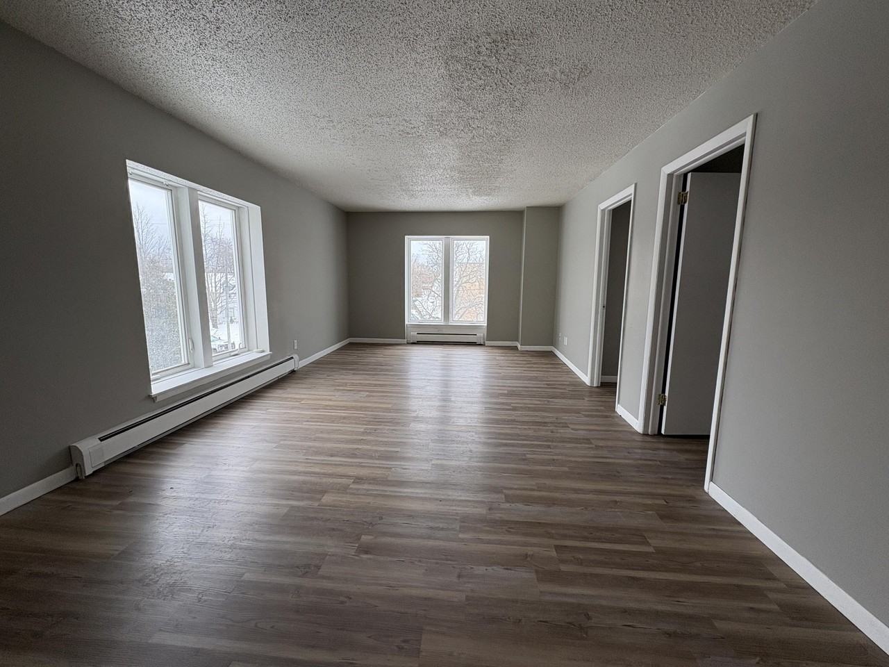 188 Lincoln St Apt 4 #4 - Photo 3 of 21