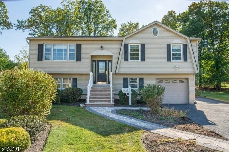 9 Dixon Pl - Photo 2 of 31