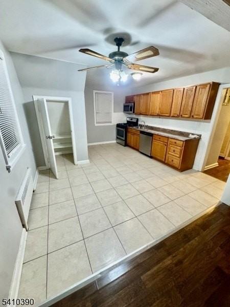 373 Floral Ln - Photo 4 of 14