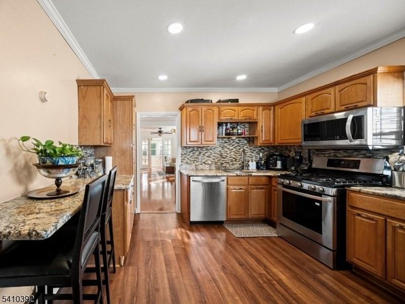 714 Irvington Ave - Photo 5 of 22