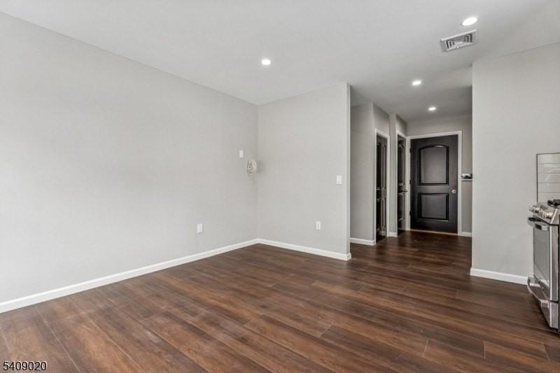 268 Morris Ave #A - Photo 7 of 22