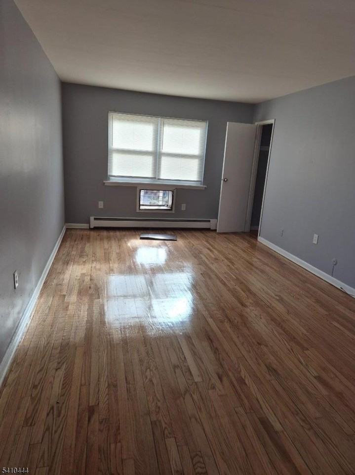 38 Hoover Ave #12B - Photo 2 of 5