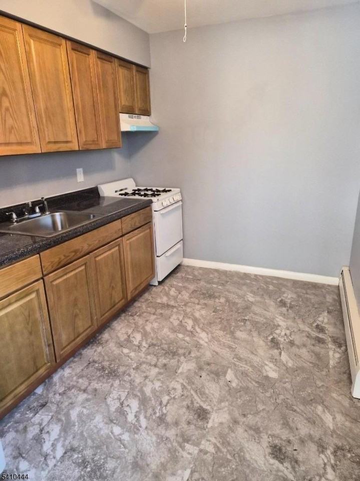 38 Hoover Ave #12B - Photo 3 of 5