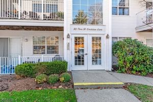 featured image of 90 Crestview Ln