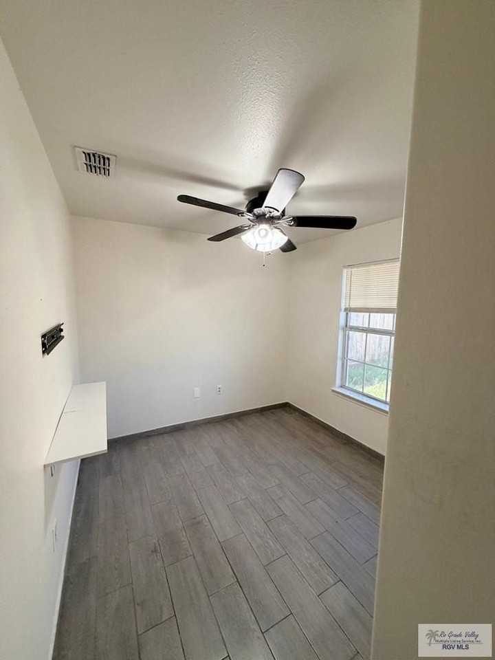 2186 Athens St - Photo 6 of 11