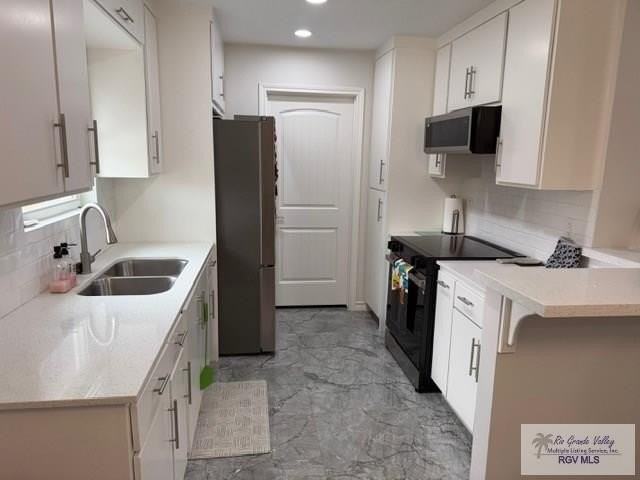 700 Tamarindo Ln - Photo 4 of 9