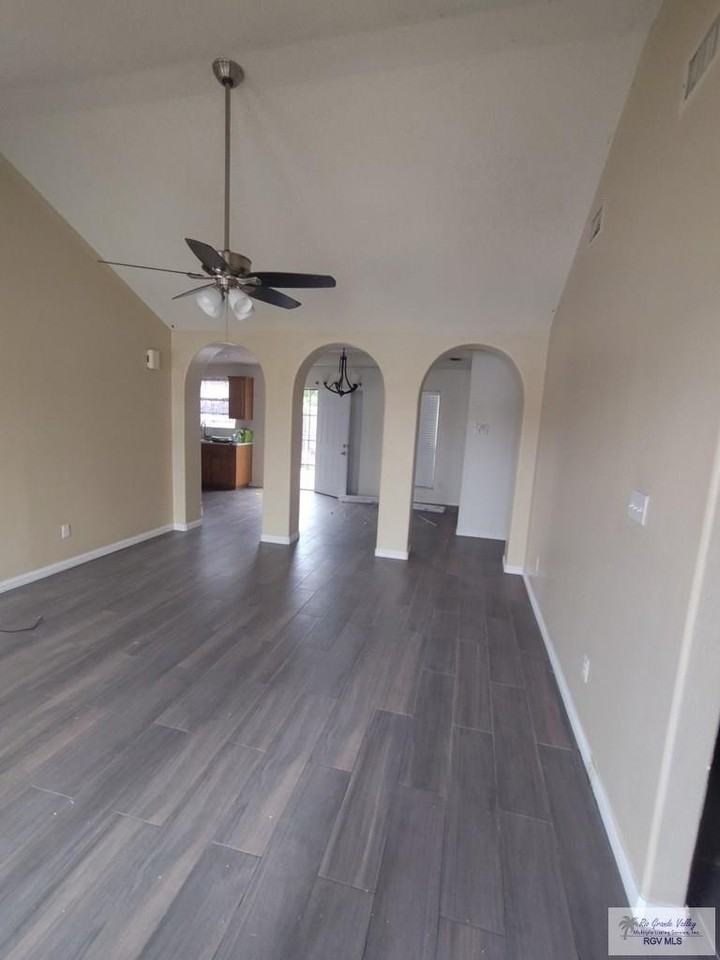 6645 Georgia Pne - Photo 5 of 23