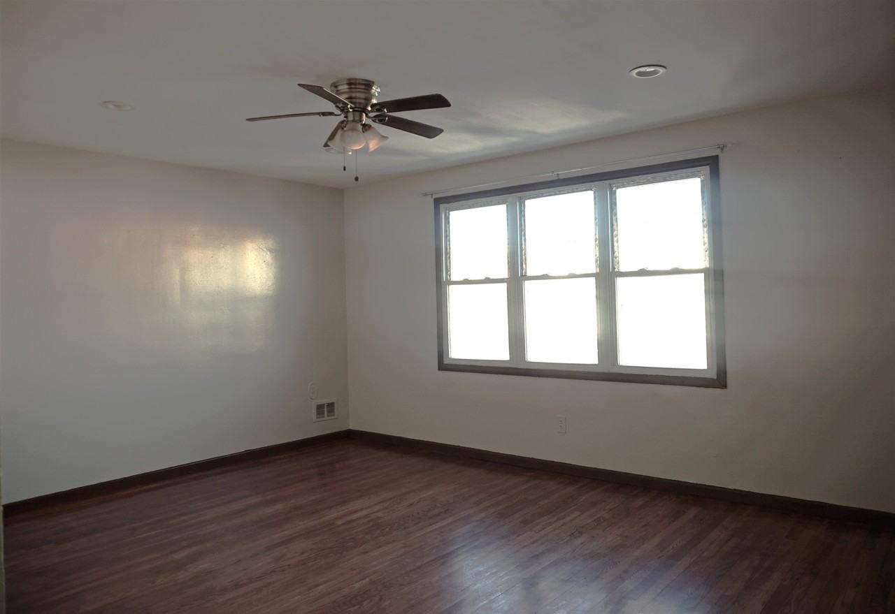 387 Cator Ave #2 - Photo 2 of 12